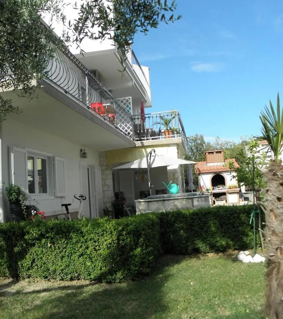 Apartment Villa Brekalo Trogir Croatia